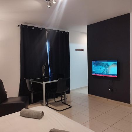 303 St Lazaros View Studio 拉纳卡 外观 照片